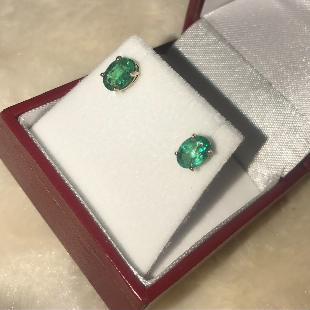 💯 14K Zambian Emerald 1.20ct YG Stud Earrings
